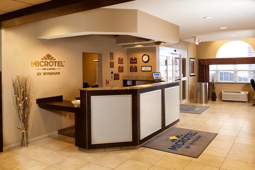 Microtel Inn&Suites - St Clairsville St. Clairsville Extérieur photo